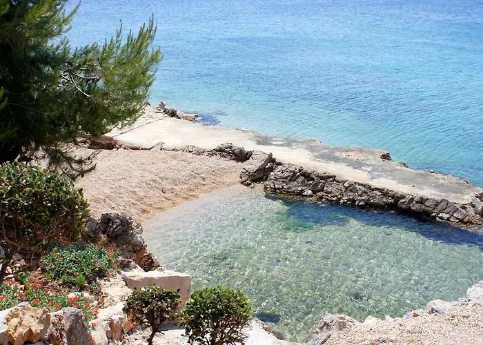 Дом отдыха Seaside House For Families With Children Mandre, Pag - 22704 *