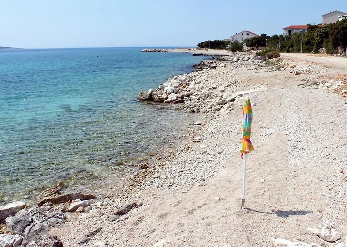 Seaside House For Families With Children Mandre, Pag - 22704 * Колан