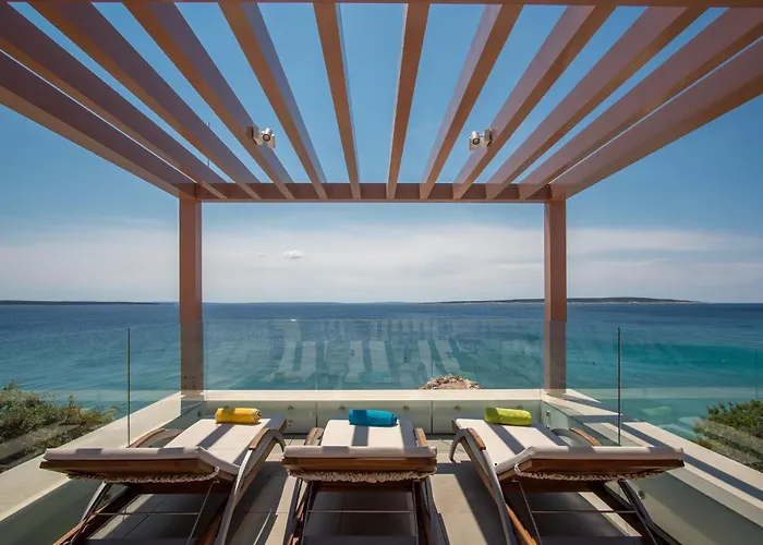 بيت للعطل Seaside House For Families With Children Mandre, Pag - 22704 كولان